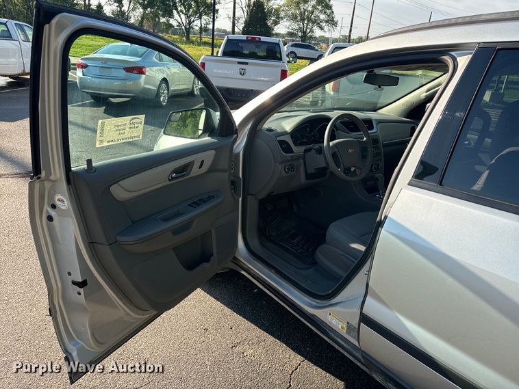 image for item DQ6860 2014 Chevrolet Traverse LS SUV