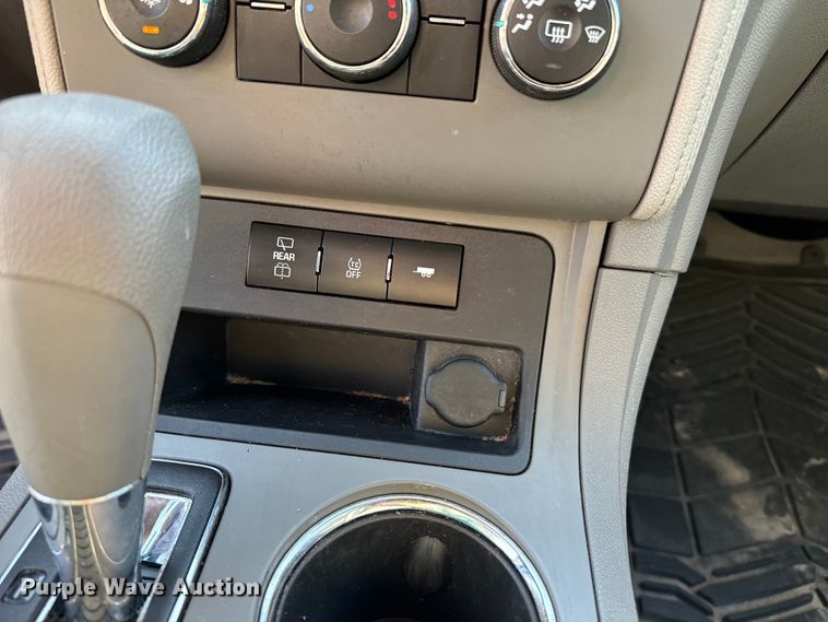 image for item DQ6860 2014 Chevrolet Traverse LS SUV