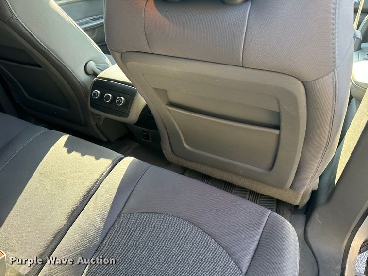 image for item DQ6860 2014 Chevrolet Traverse LS SUV