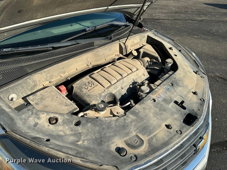 image for item DQ6860 2014 Chevrolet Traverse LS SUV