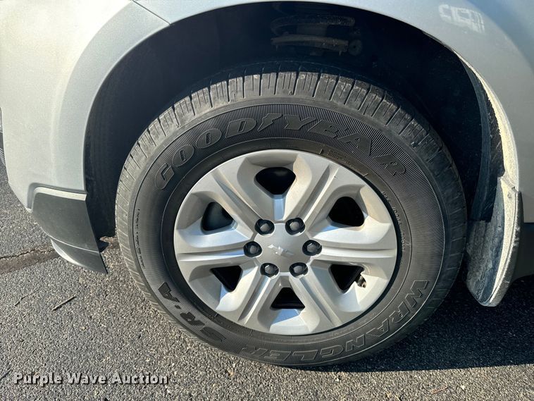 image for item DQ6860 2014 Chevrolet Traverse LS SUV