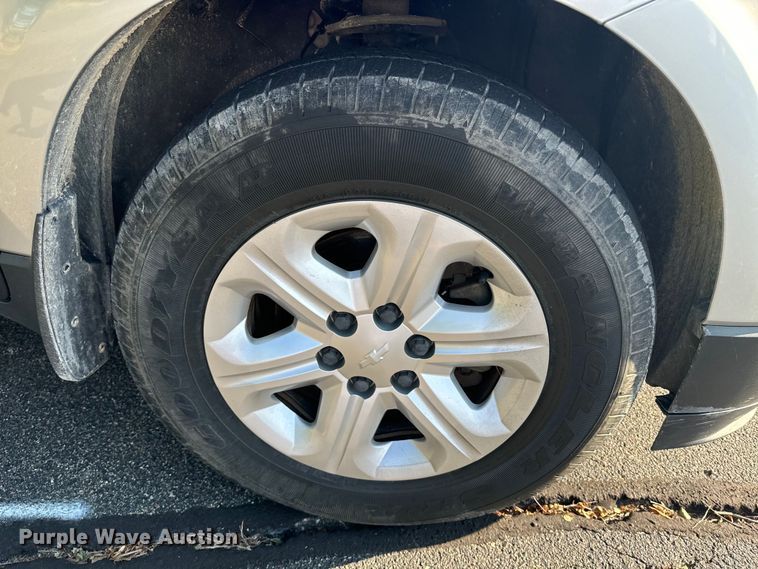 image for item DQ6860 2014 Chevrolet Traverse LS SUV