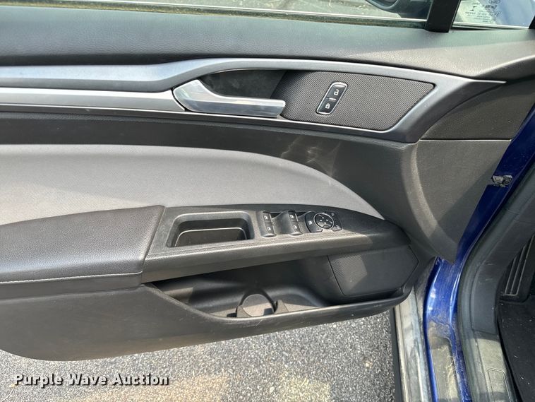 image for item DQ6874 2016 Ford Fusion  