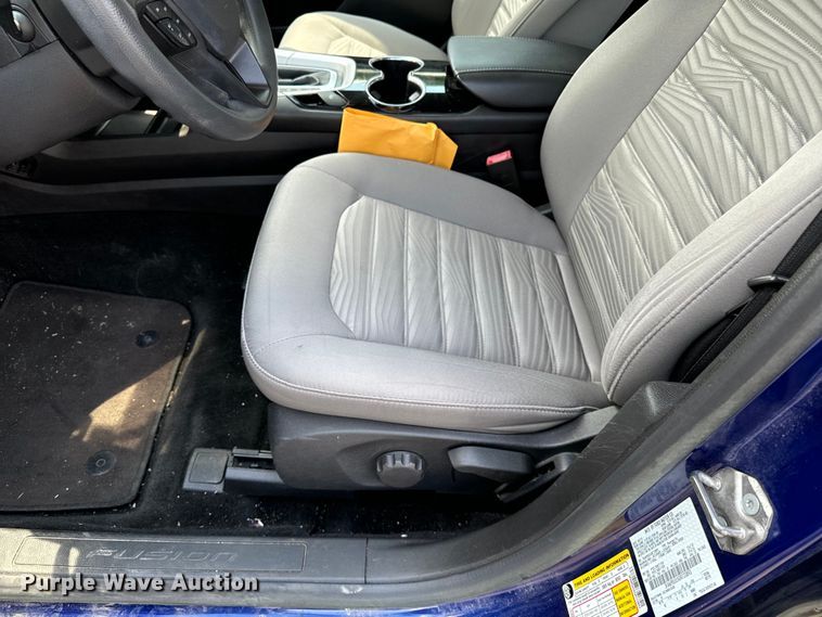 image for item DQ6874 2016 Ford Fusion  