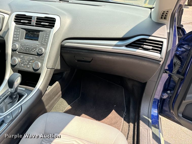 image for item DQ6874 2016 Ford Fusion  