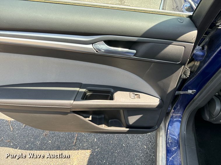 image for item DQ6874 2016 Ford Fusion  