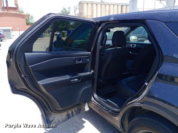 image for item DQ7193 2020 Ford Explorer Police Interceptor SUV
