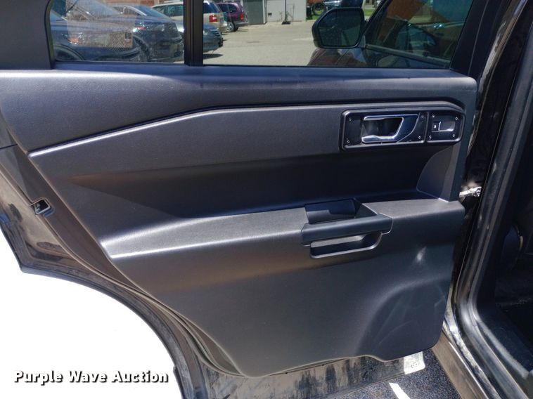 image for item DQ7193 2020 Ford Explorer Police Interceptor SUV