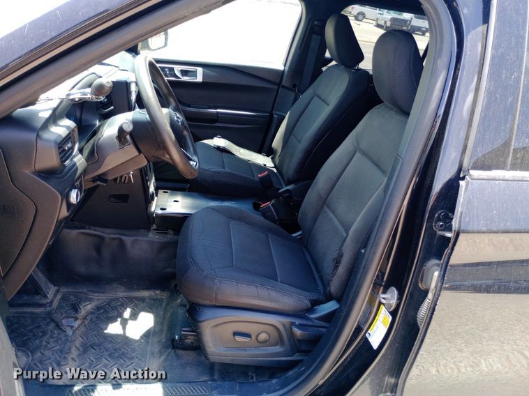 image for item DQ7194 2020 Ford Explorer Police Interceptor SUV