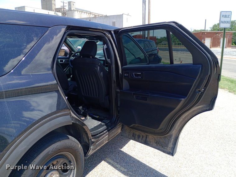image for item DQ7194 2020 Ford Explorer Police Interceptor SUV