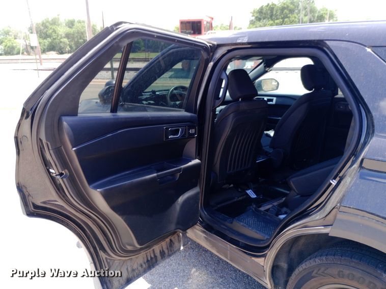 image for item DQ7194 2020 Ford Explorer Police Interceptor SUV