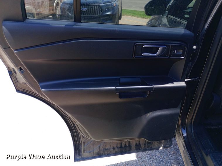 image for item DQ7194 2020 Ford Explorer Police Interceptor SUV