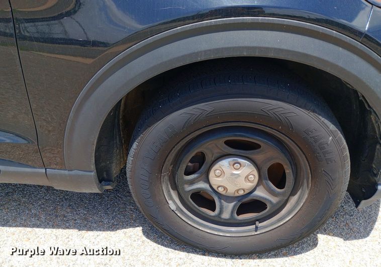 image for item DQ7194 2020 Ford Explorer Police Interceptor SUV