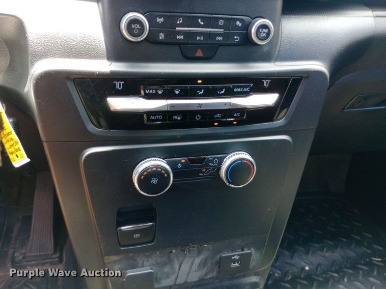 image for item DQ7195 2020 Ford Explorer Police Interceptor SUV