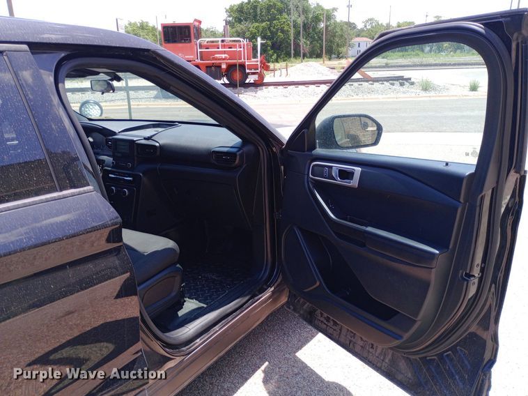 image for item DQ7195 2020 Ford Explorer Police Interceptor SUV