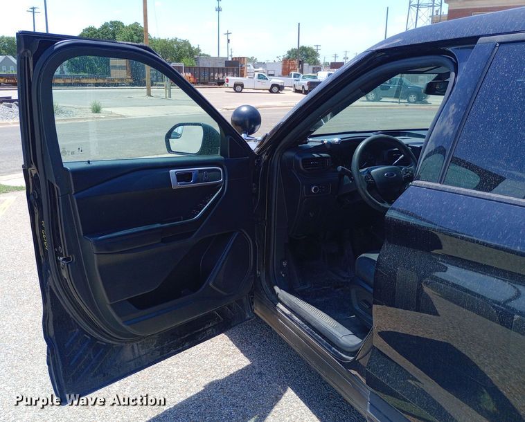 image for item DQ7196 2020 Ford Explorer Police Interceptor SUV