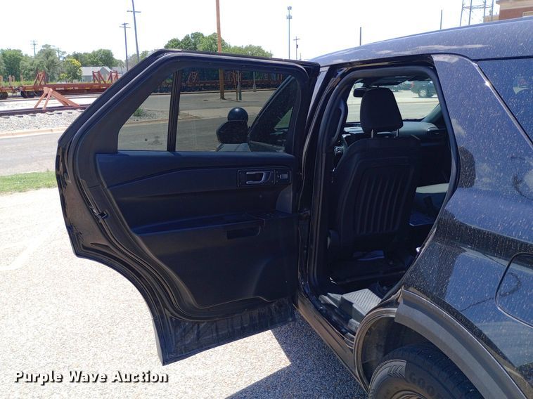image for item DQ7196 2020 Ford Explorer Police Interceptor SUV