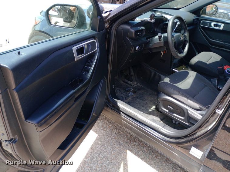 image for item DQ7197 2020 Ford Explorer Police Interceptor SUV