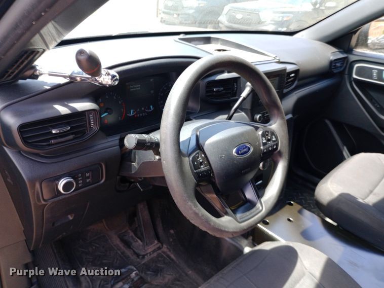 image for item DQ7197 2020 Ford Explorer Police Interceptor SUV