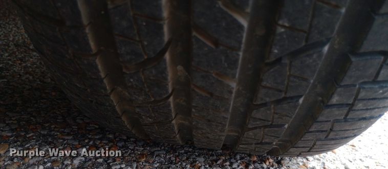 image for item DQ7198 2004 Pontiac Grand Prix GT 