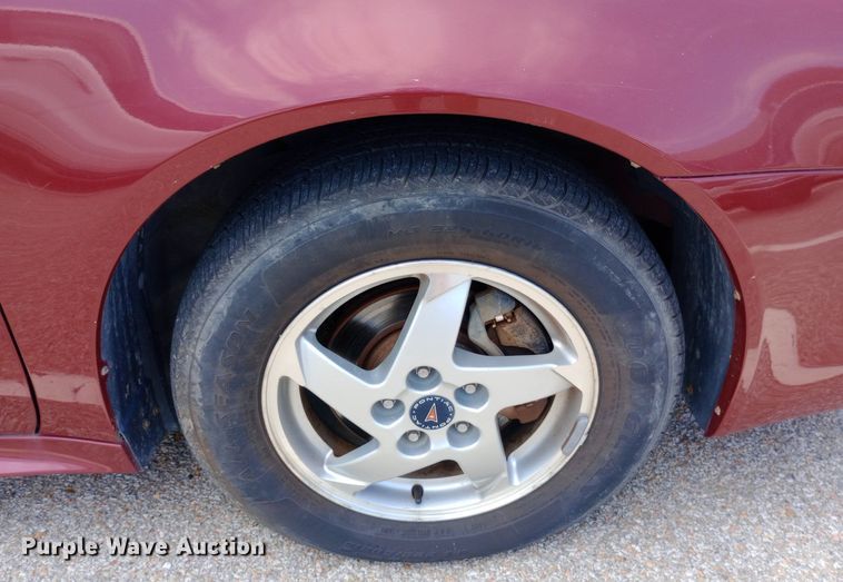 image for item DQ7198 2004 Pontiac Grand Prix GT 