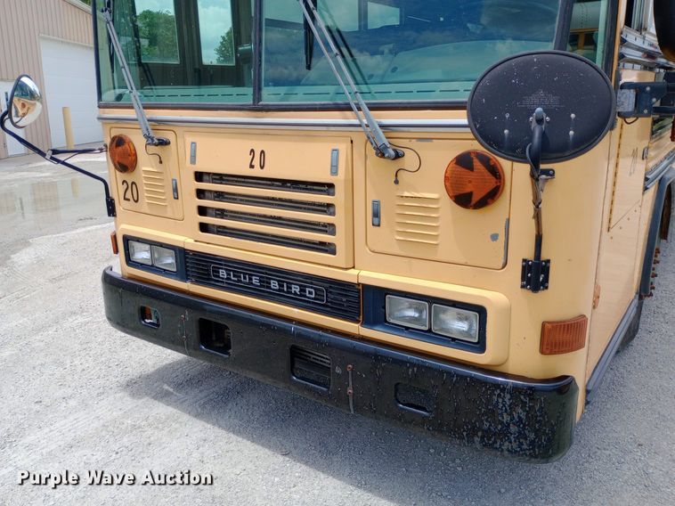 image for item DQ7204 2005 Blue Bird  school bus