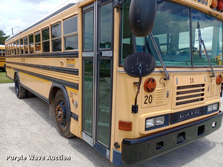 image for item DQ7204 2005 Blue Bird  school bus