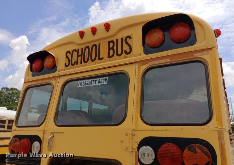 image for item DQ7204 2005 Blue Bird  school bus