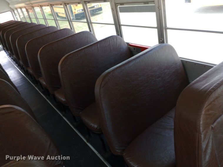 image for item DQ7204 2005 Blue Bird  school bus