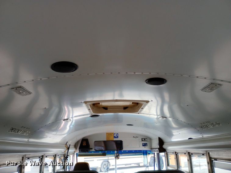 image for item DQ7204 2005 Blue Bird  school bus