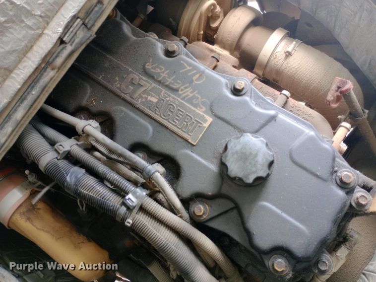 image for item DQ7204 2005 Blue Bird  school bus