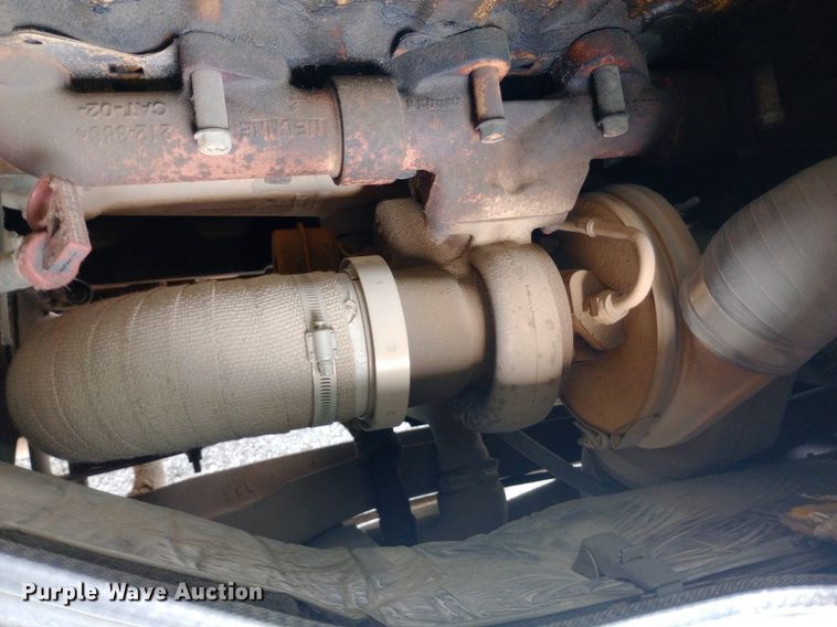 image for item DQ7204 2005 Blue Bird  school bus