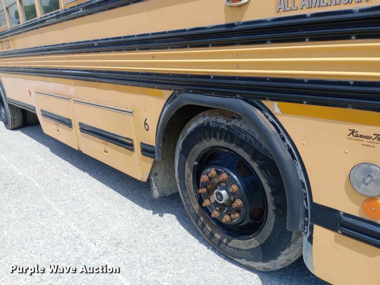 image for item DQ7205 2004 Blue Bird school bus