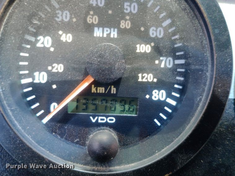 image for item DQ7205 2004 Blue Bird school bus