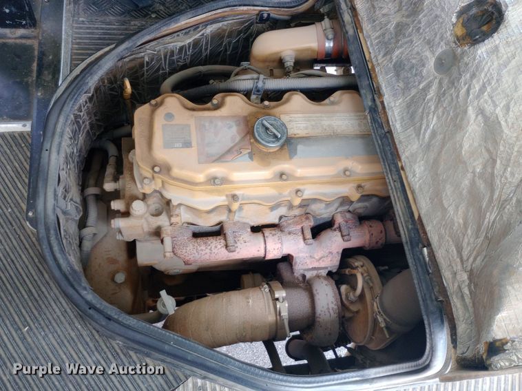 image for item DQ7205 2004 Blue Bird school bus