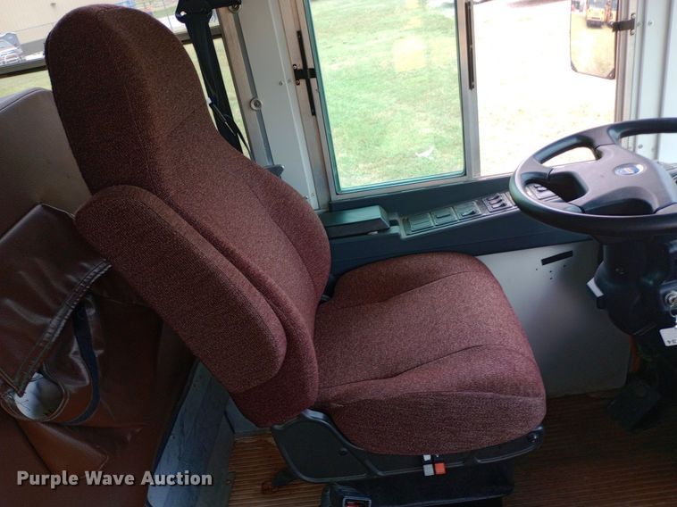 image for item DQ7206 2011 Blue Bird school bus