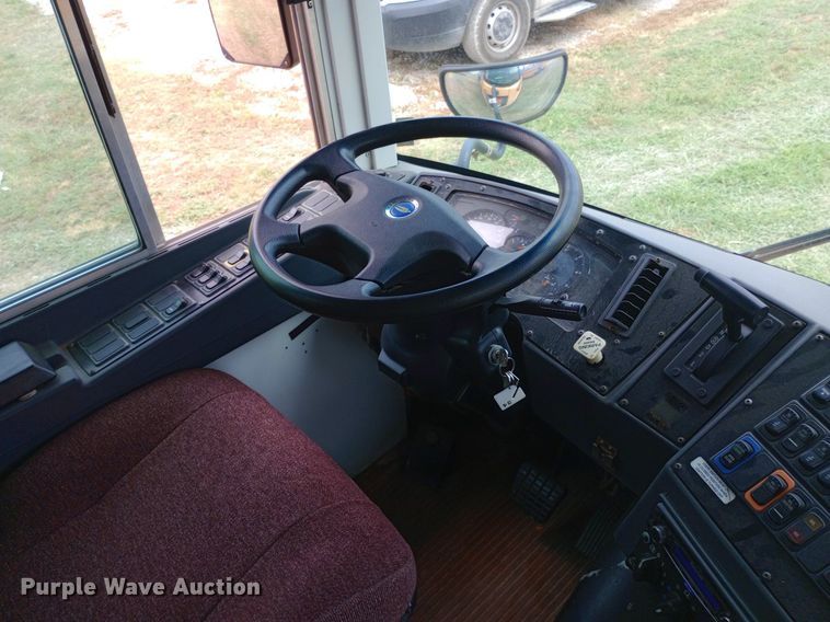 image for item DQ7206 2011 Blue Bird school bus