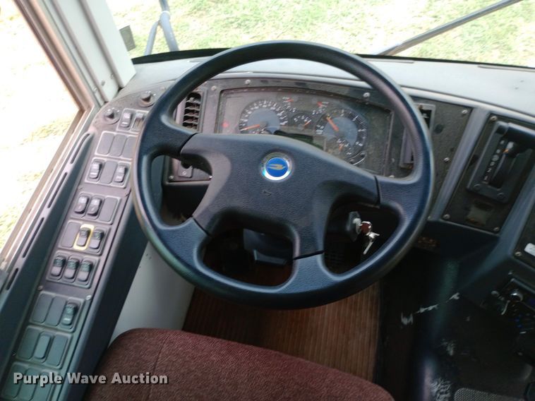 image for item DQ7206 2011 Blue Bird school bus