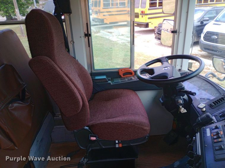 image for item DQ7207 2011 Blue Bird school bus