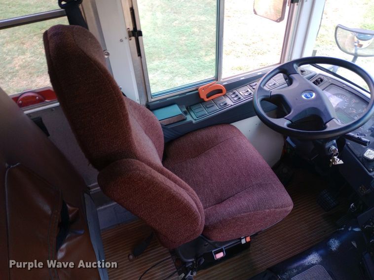 image for item DQ7207 2011 Blue Bird school bus