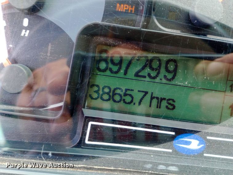 image for item DQ7207 2011 Blue Bird school bus