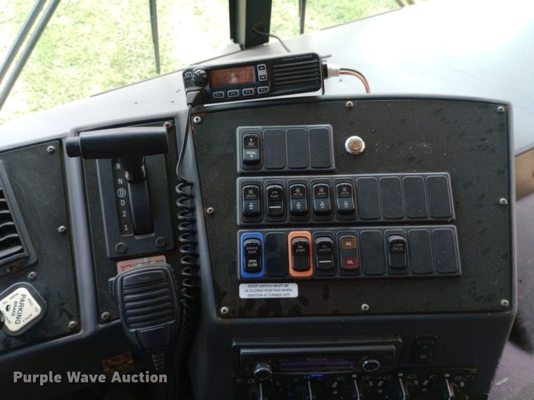 image for item DQ7207 2011 Blue Bird school bus