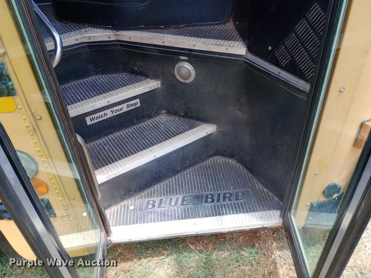 image for item DQ7208 2004 Blue Bird school bus