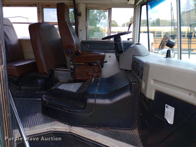 image for item DQ7208 2004 Blue Bird school bus