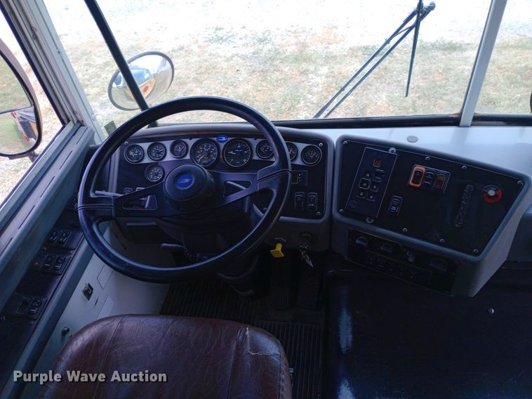 image for item DQ7208 2004 Blue Bird school bus