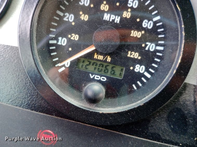 image for item DQ7208 2004 Blue Bird school bus