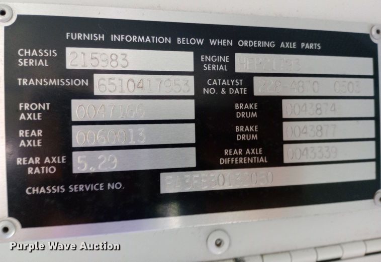 image for item DQ7208 2004 Blue Bird school bus