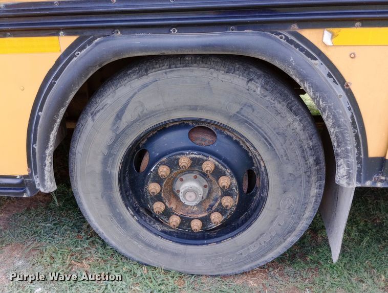 image for item DQ7208 2004 Blue Bird school bus