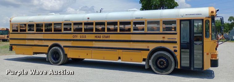 image for item DQ7209 2002 American Transportation Corporation school bus