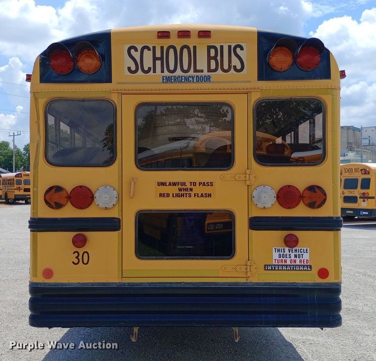 image for item DQ7209 2002 American Transportation Corporation school bus